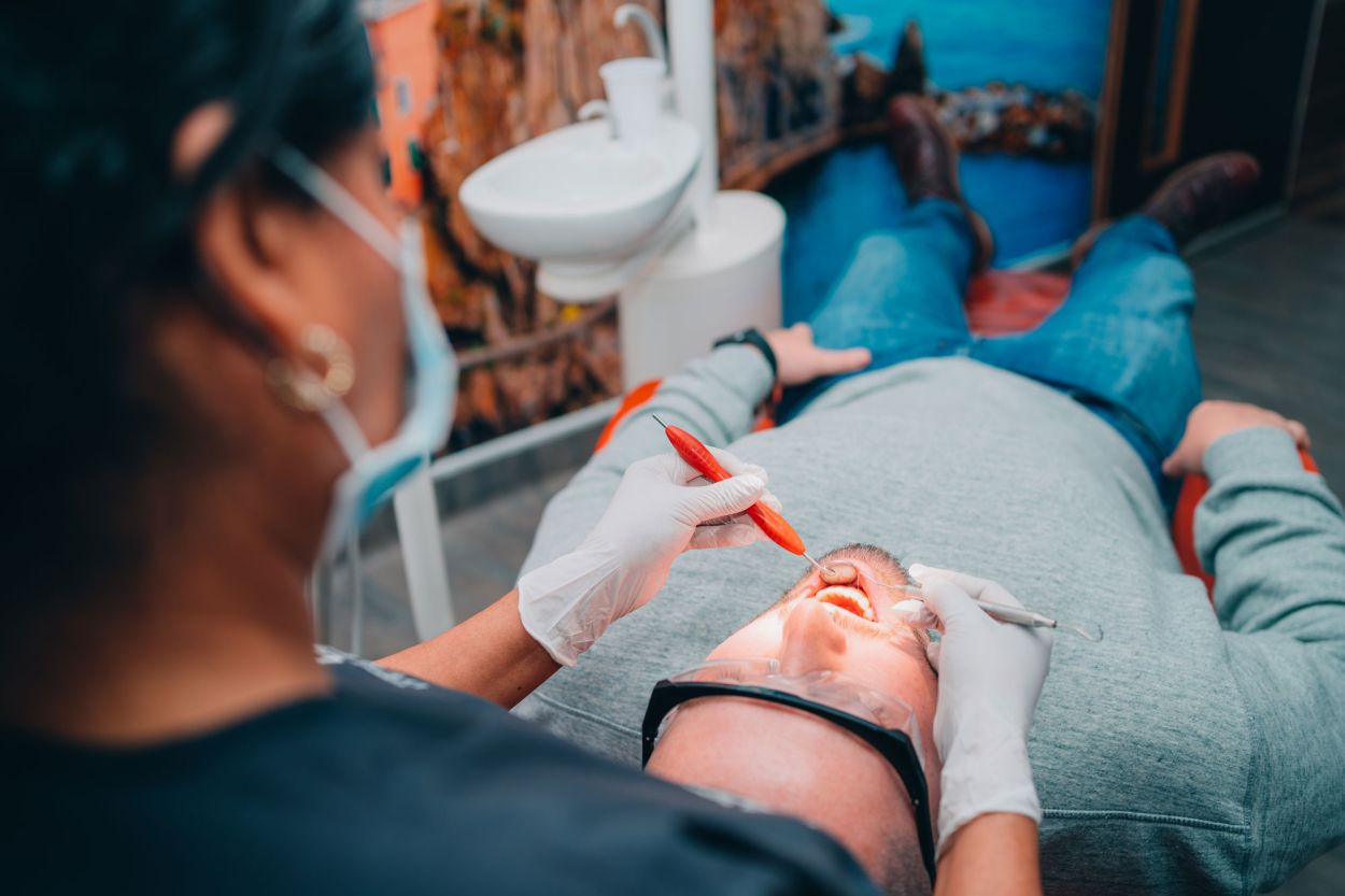 Meet Our New Hygienist Tessy Kuriakose – £90 Festive Hygiene Offer